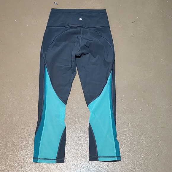 Lululemon High‎ Rise Mix and Mesh Crop Colorblock Teal Green Leggings Size 4 - Picture 3 of 4
